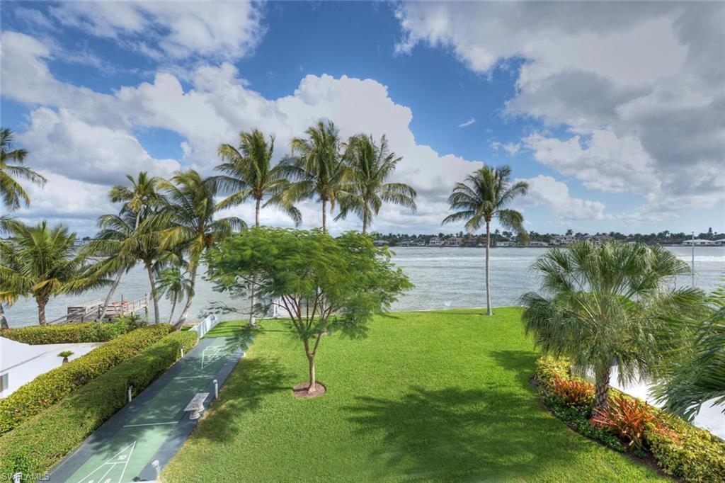 AQUALANE SHORES - Residential