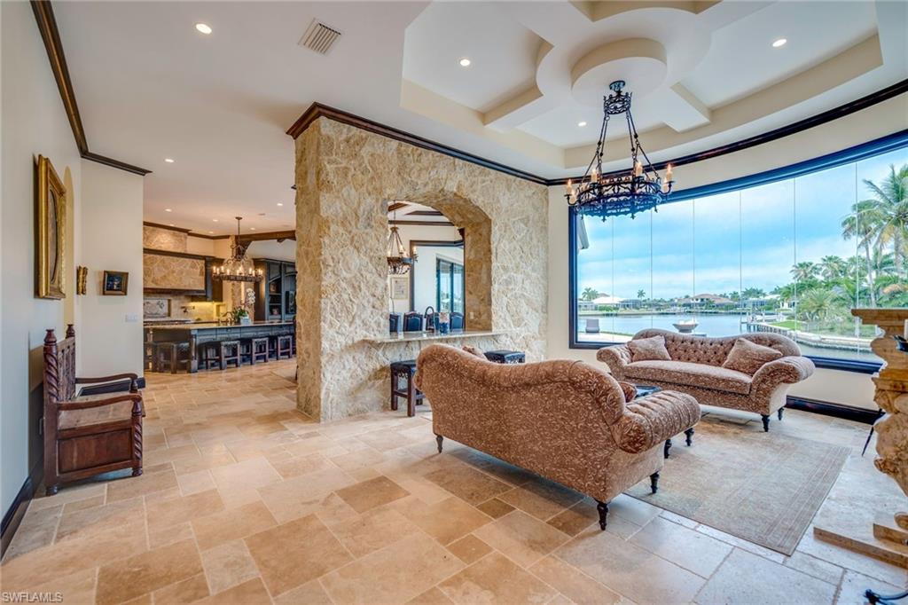 MARCO BEACH - Residential