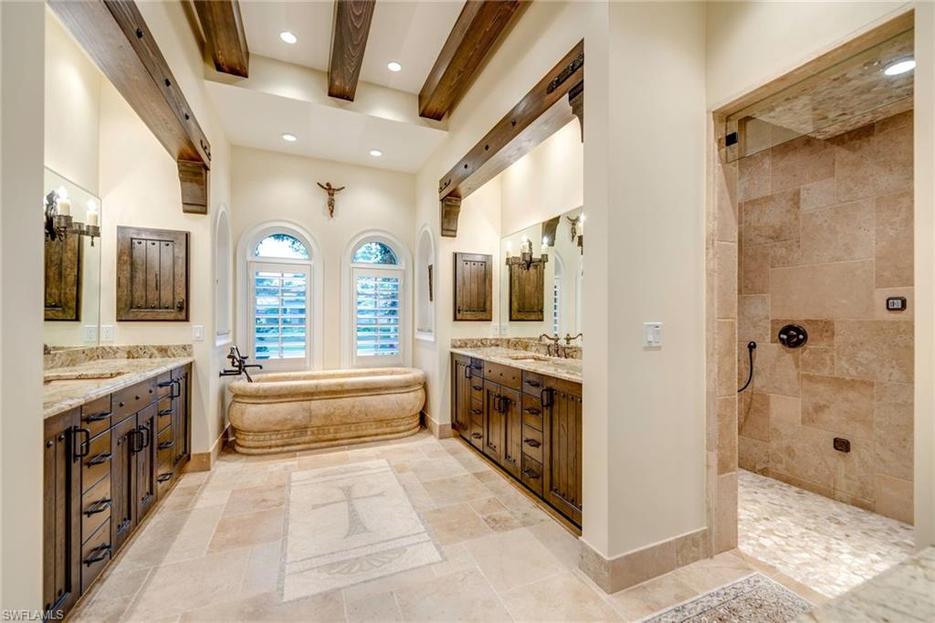 MARCO BEACH - Residential