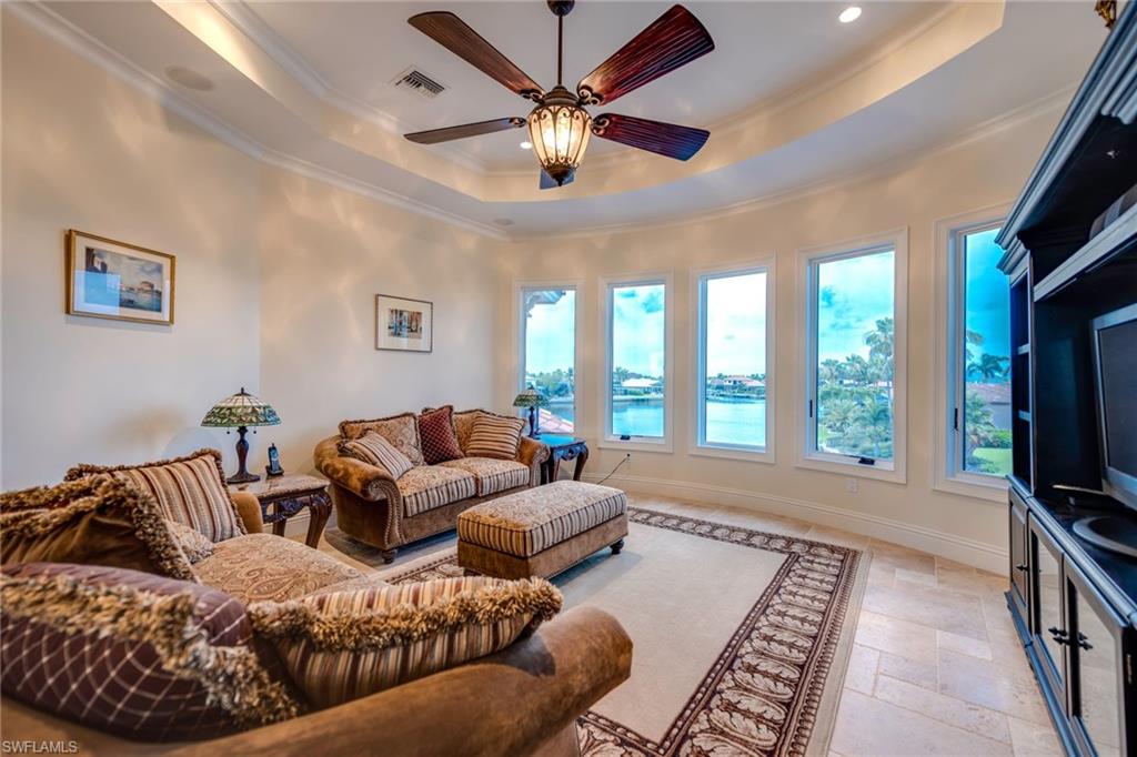 MARCO BEACH - Residential