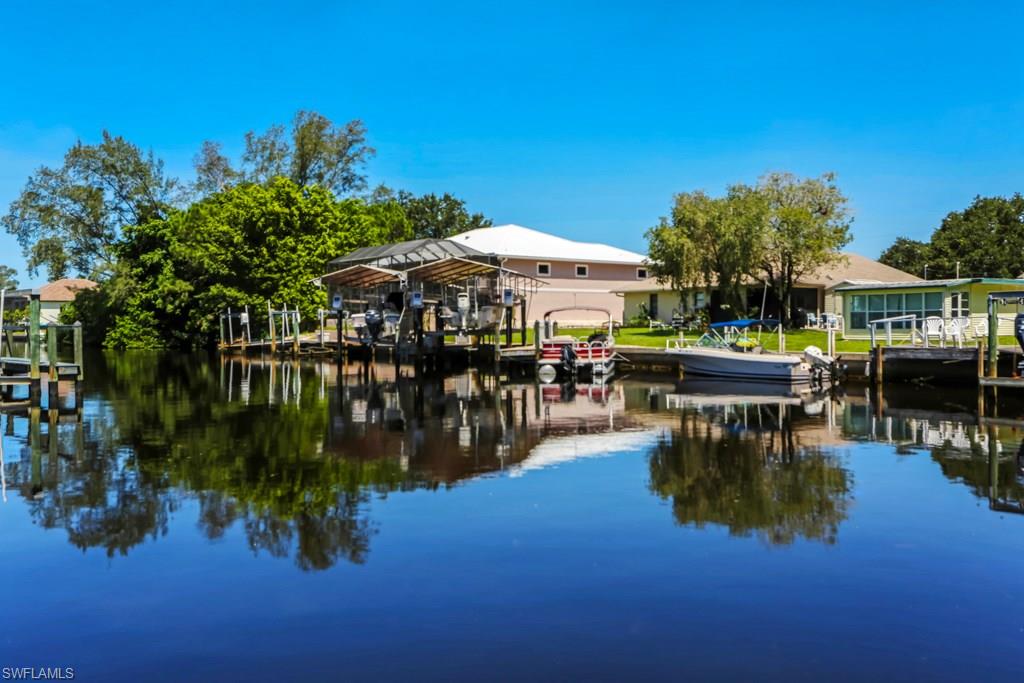 IMPERIAL SHORES - Residential