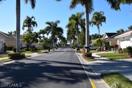 REFLECTION LAKES - Residential
