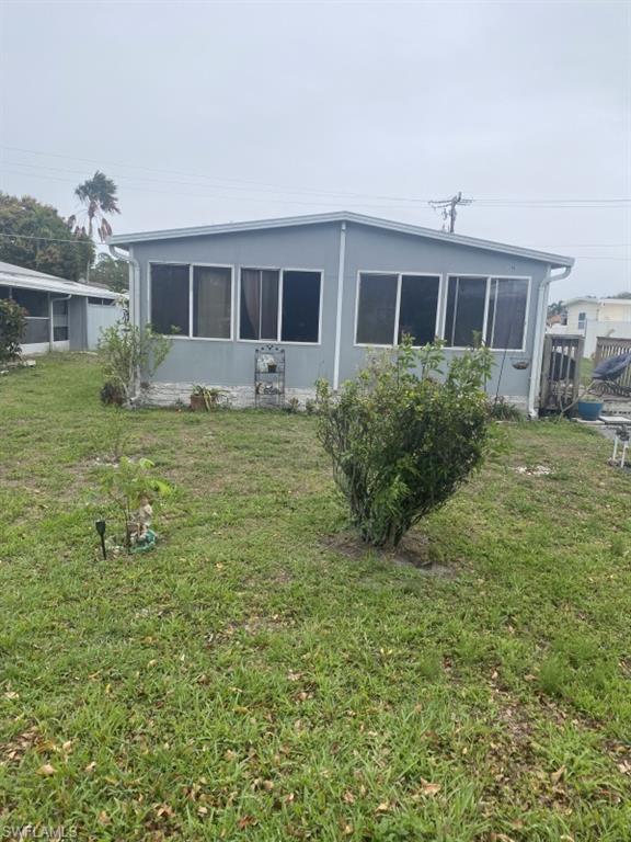 NAPLES MOBILE ESTATES - Residential