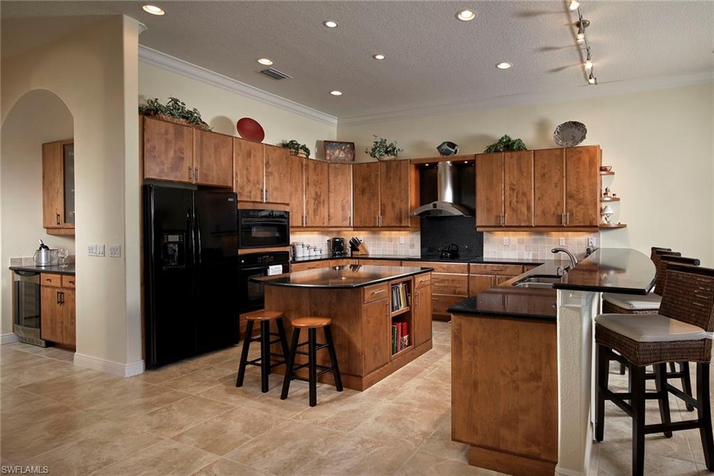 PARK SHORE - Residential