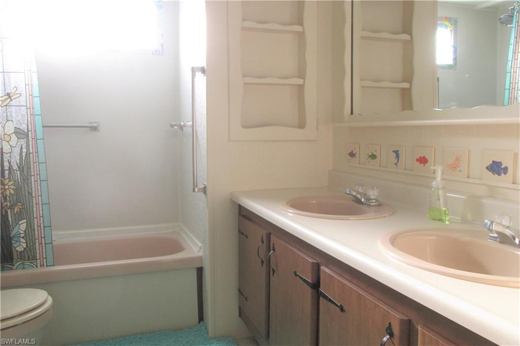 BAYSIDE ESTATES - Residential