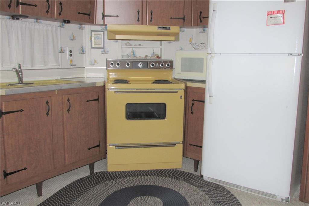 BAYSIDE ESTATES - Residential