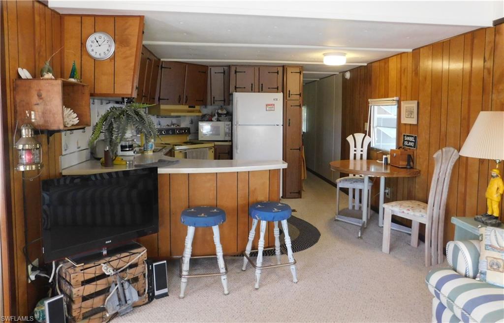 BAYSIDE ESTATES - Residential