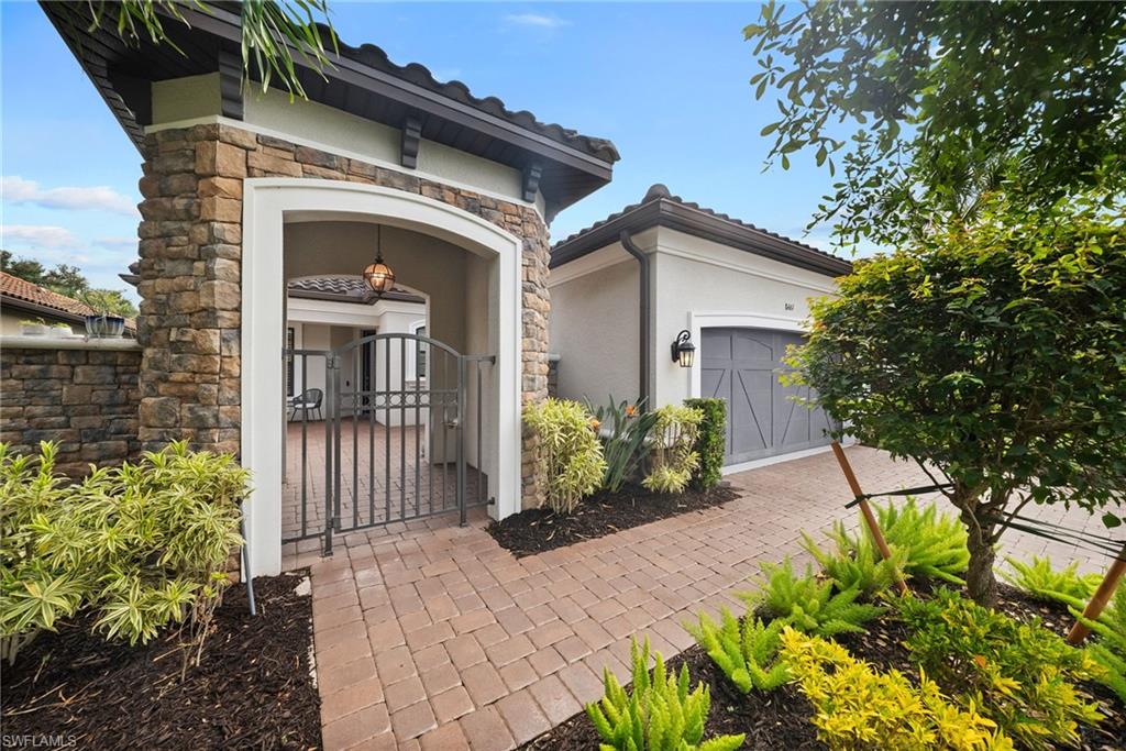 8461 Sevilla CT