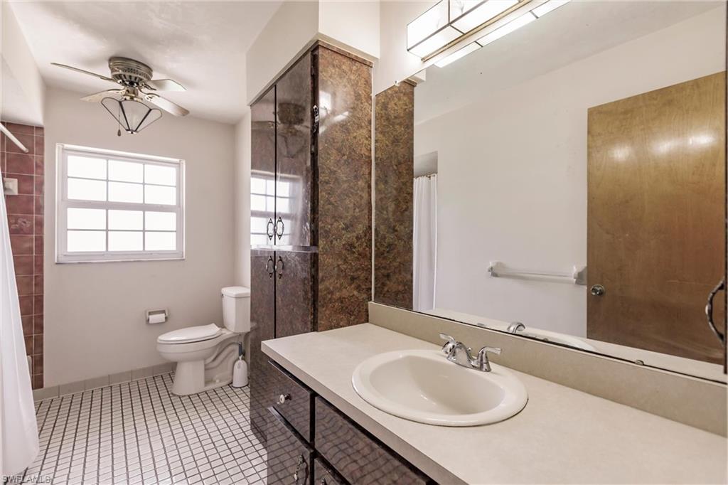 NAPLES PARK - Residential