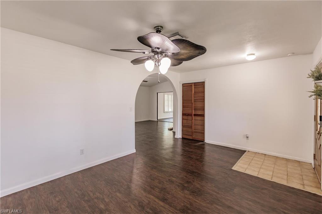 NAPLES PARK - Residential