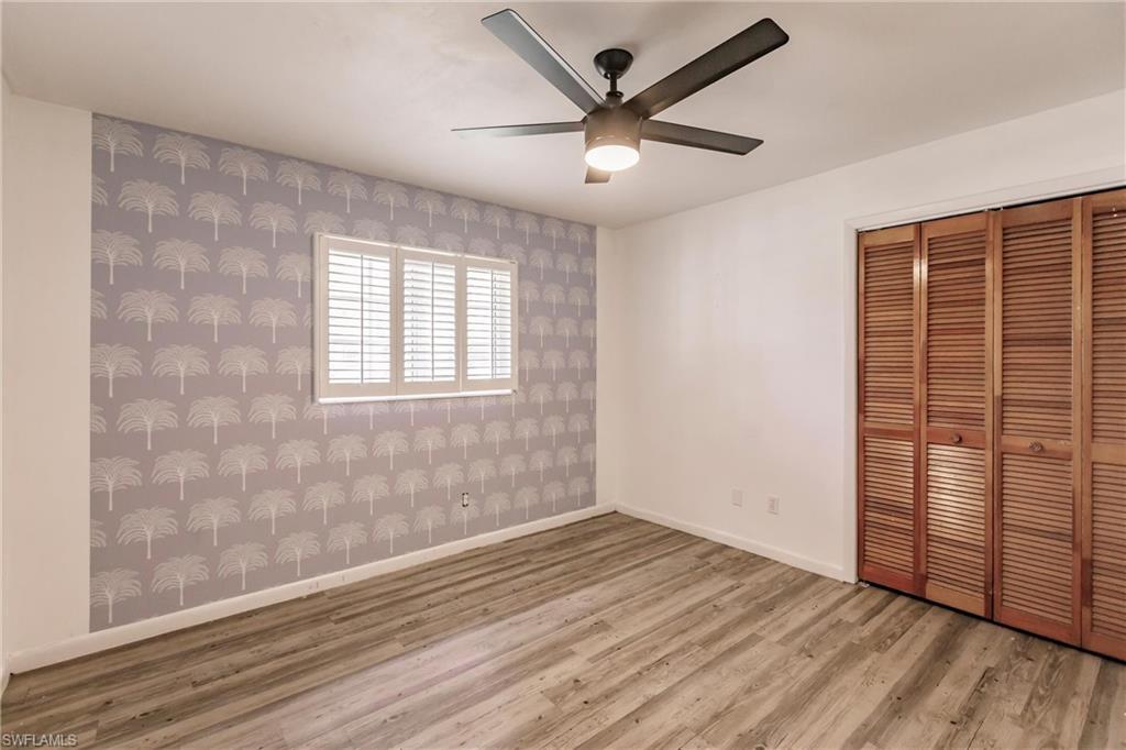 NAPLES PARK - Residential