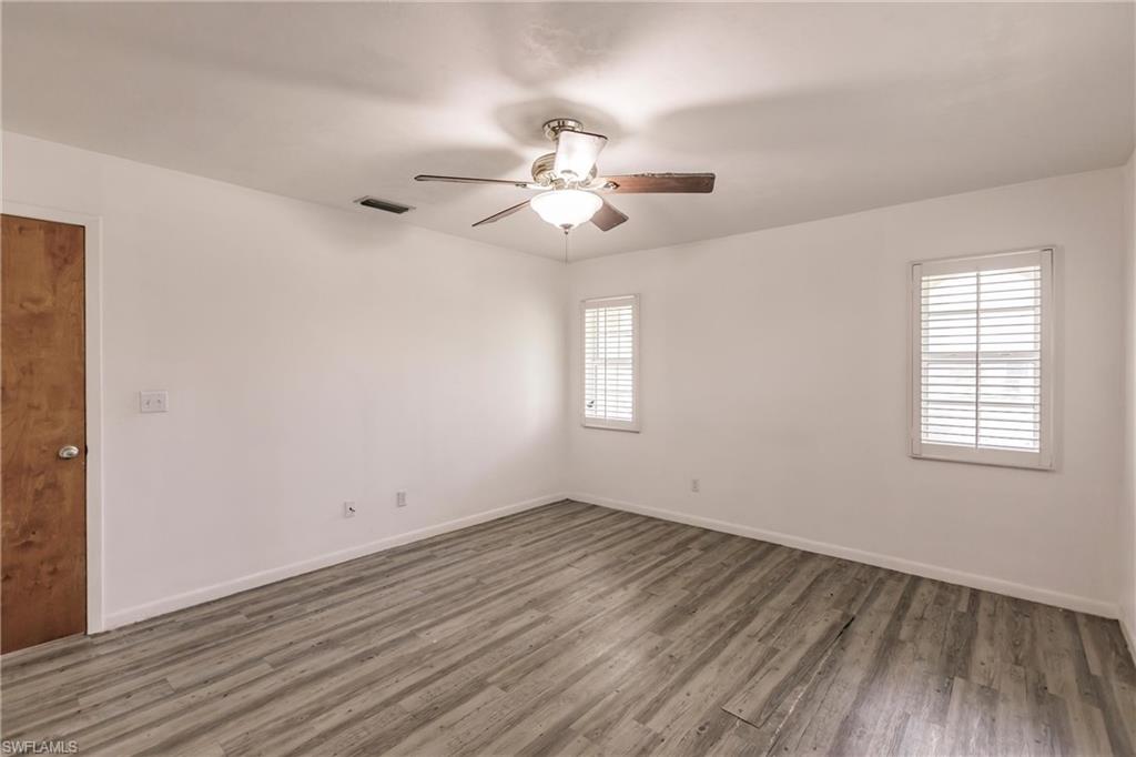 NAPLES PARK - Residential