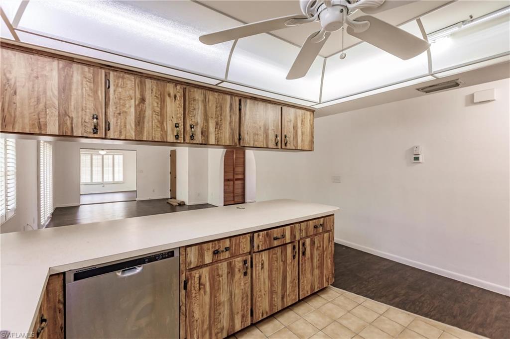 NAPLES PARK - Residential