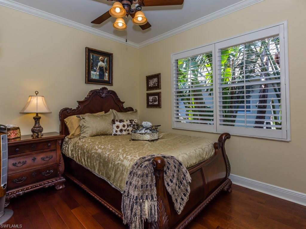 MARCO BEACH - Residential