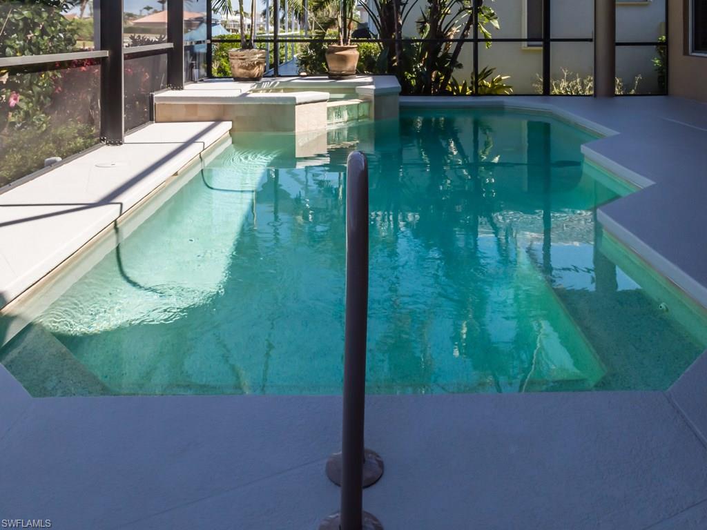 MARCO BEACH - Residential