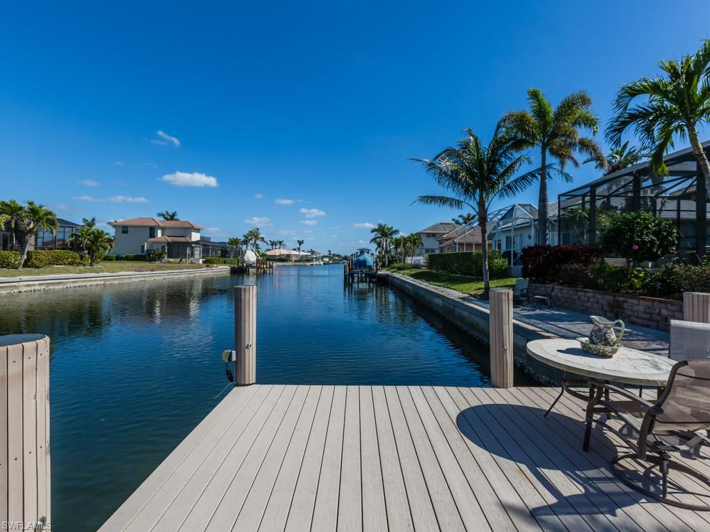 MARCO BEACH - Residential