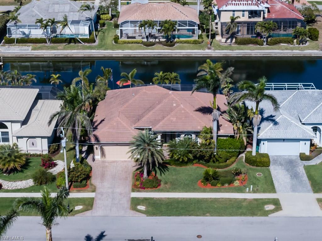 MARCO BEACH - Residential