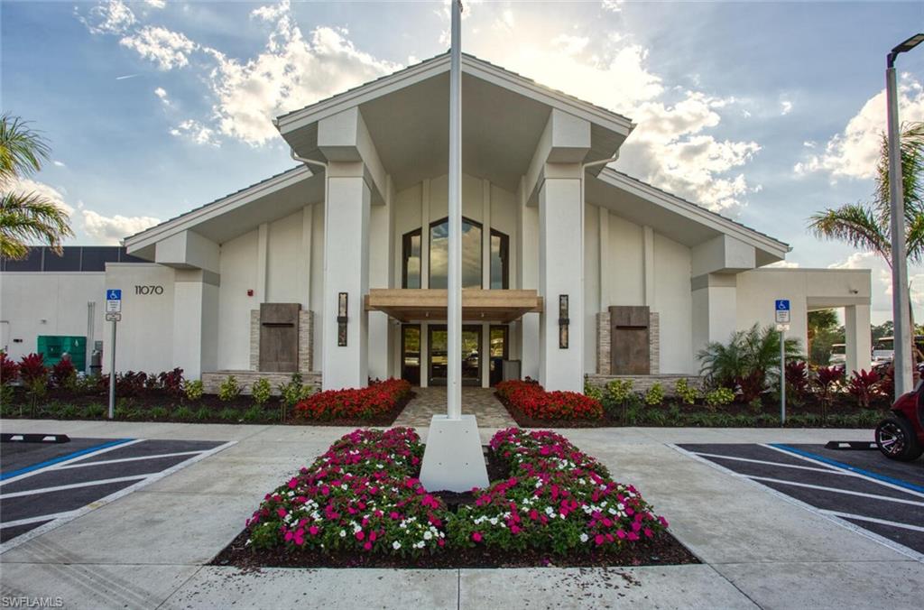 FAIRWAY ISLES - Residential