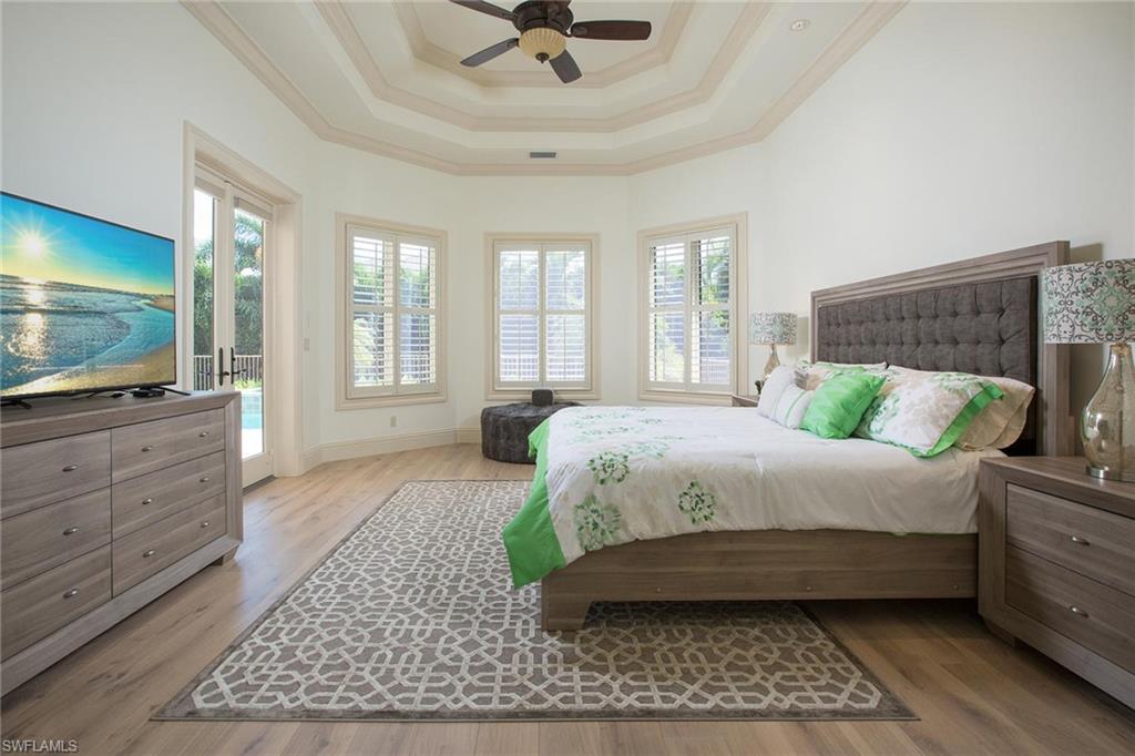 MOORINGS - Residential