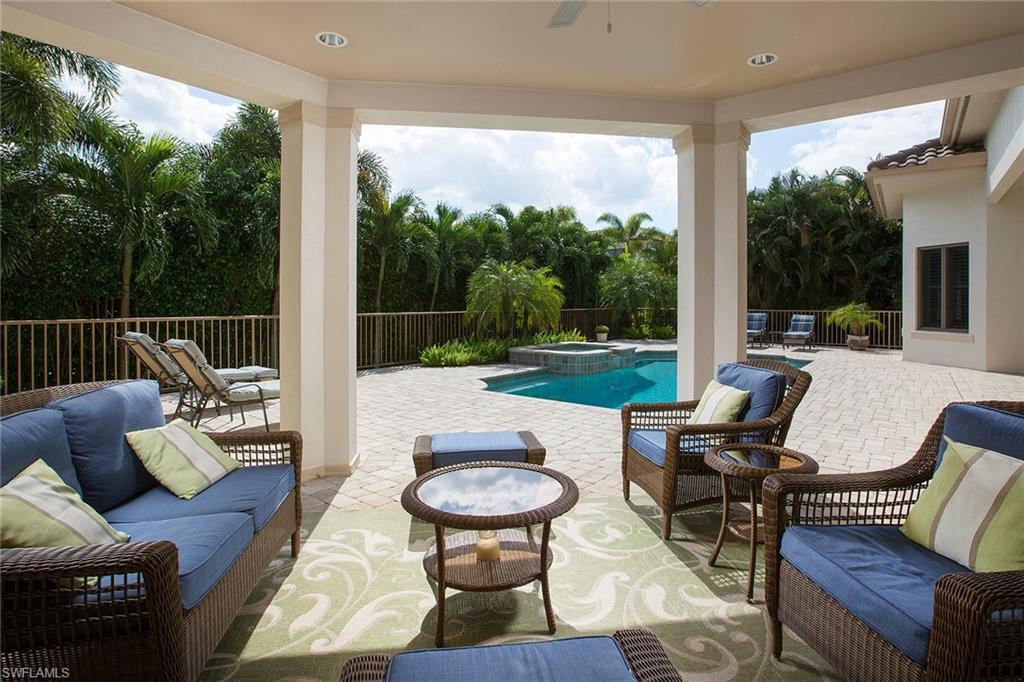 MOORINGS - Residential