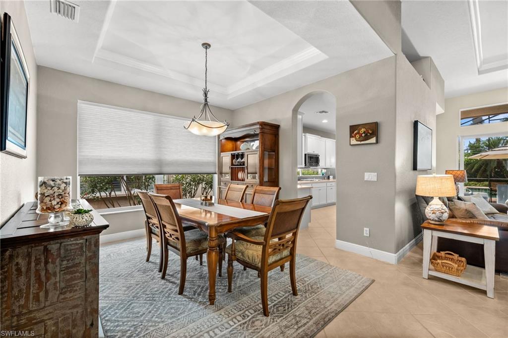 BELLE LAGO - Residential