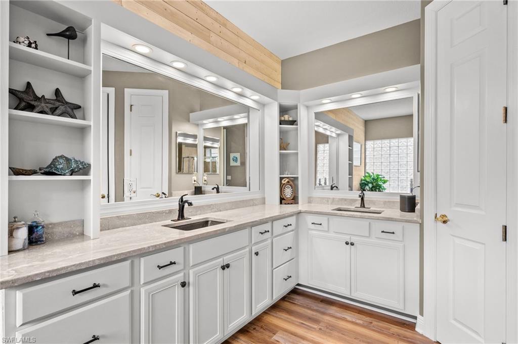 BELLE LAGO - Residential