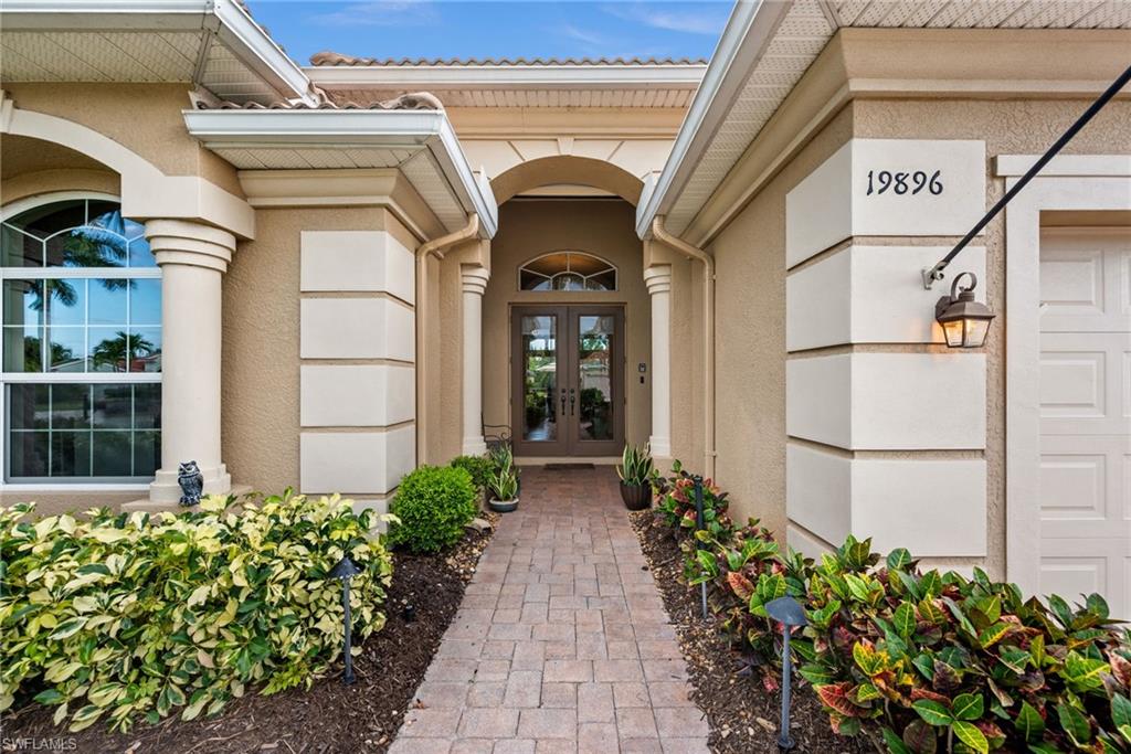 BELLE LAGO - Residential