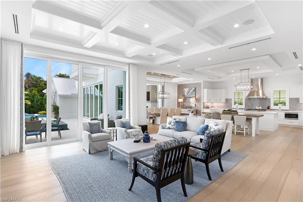 OLDE NAPLES - Residential