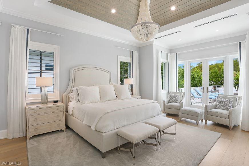 OLDE NAPLES - Residential