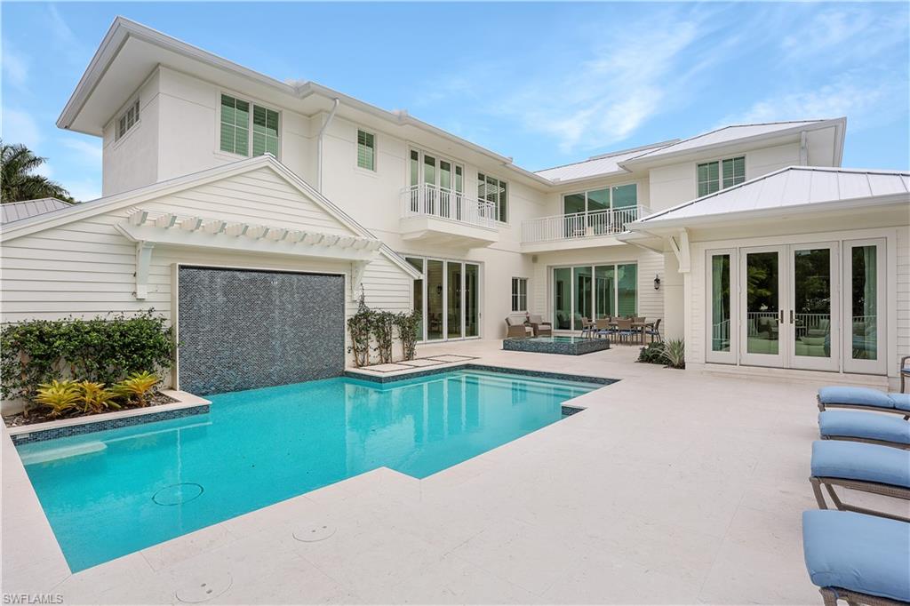 OLDE NAPLES - Residential