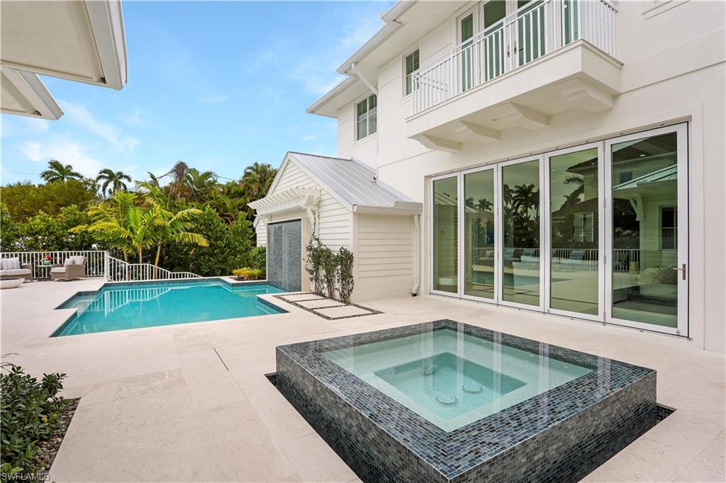 OLDE NAPLES - Residential