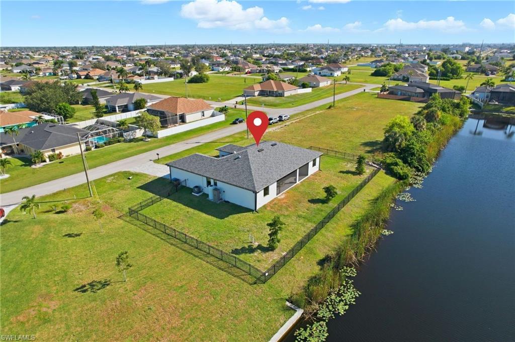 CAPE CORAL - Residential