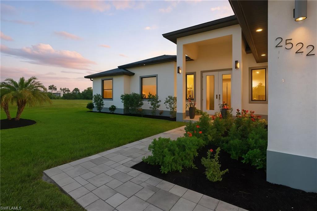 CAPE CORAL - Residential