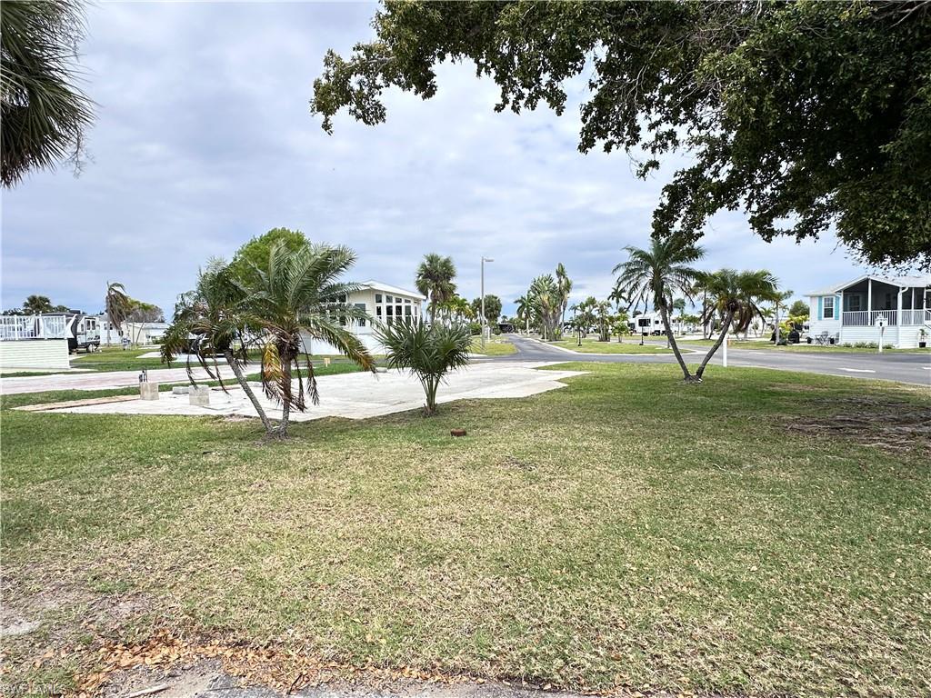 PALMETTO PALMS R V - Land