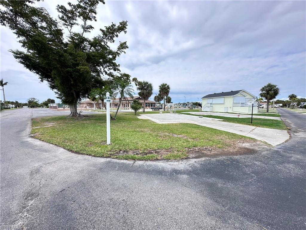 PALMETTO PALMS R V - Land