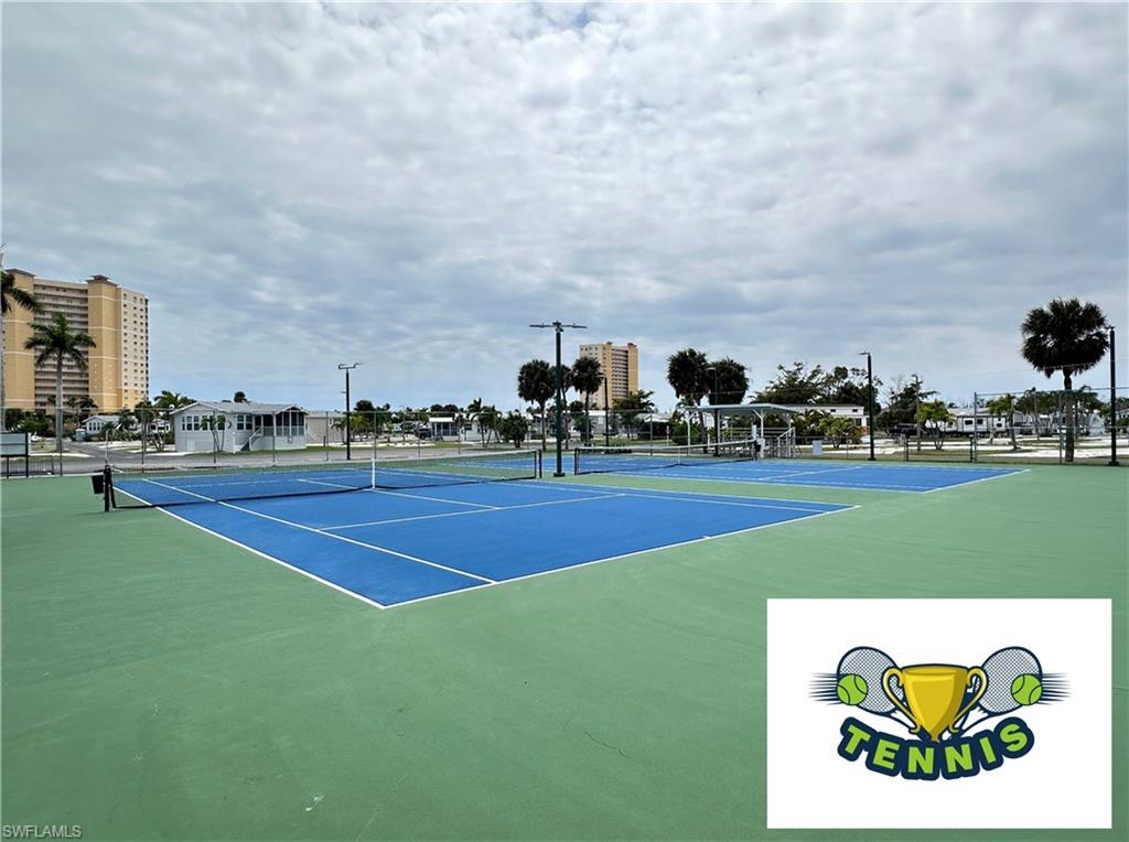 PALMETTO PALMS R V - Land