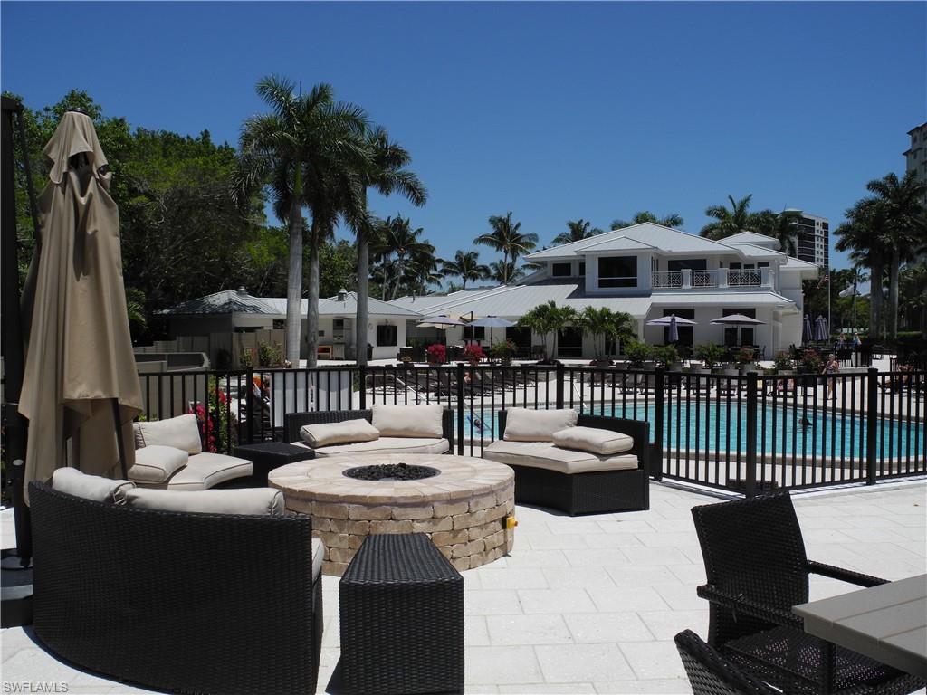 MONTEGO AT COVE TOWERS - Residential