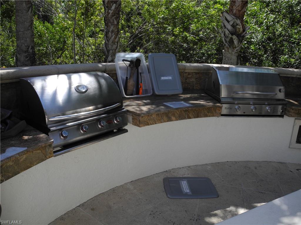 MONTEGO AT COVE TOWERS - Residential