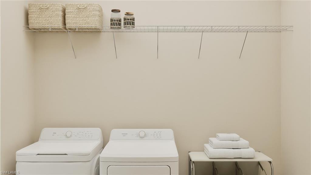 HAMPTON LAKES - Residential