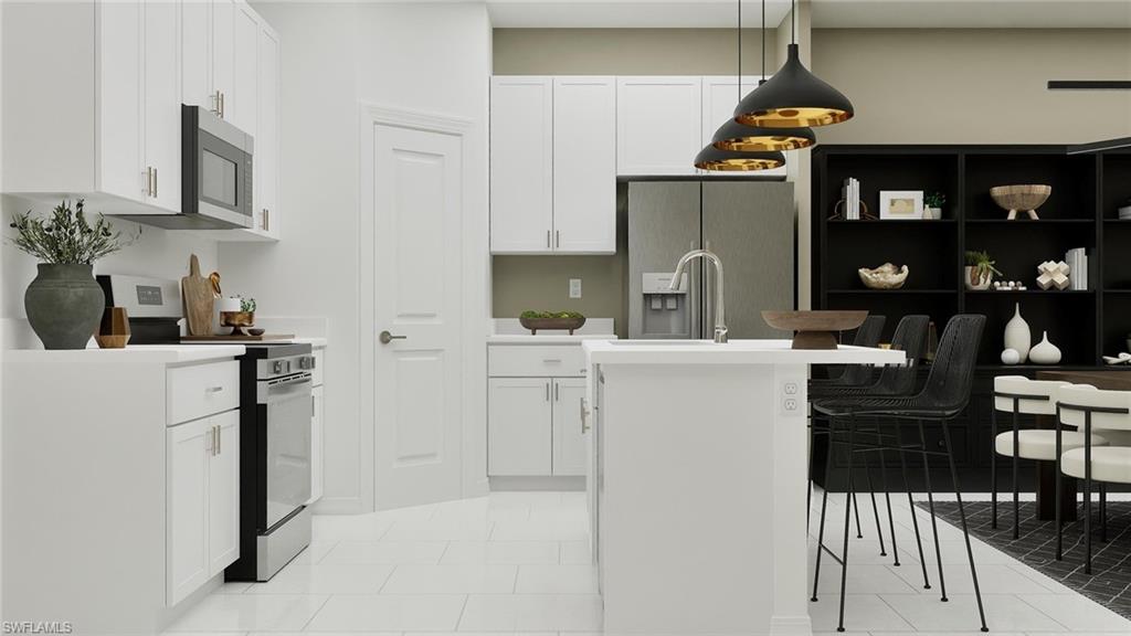 HAMPTON LAKES - Residential