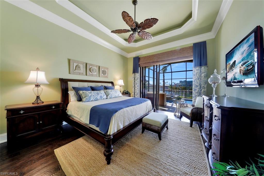 MARCO BEACH - Residential