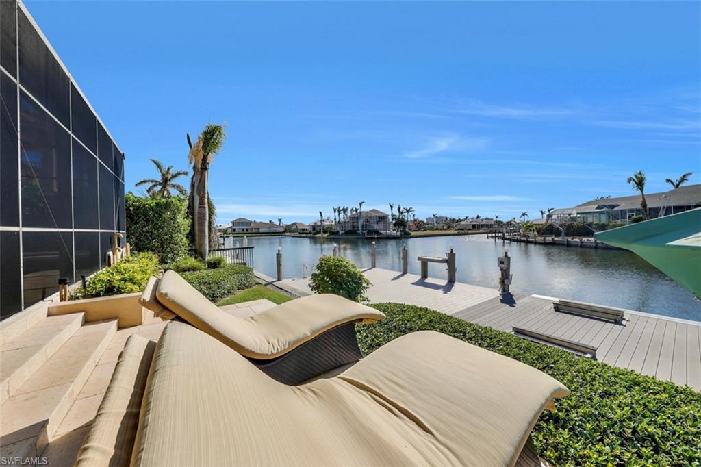 MARCO BEACH - Residential