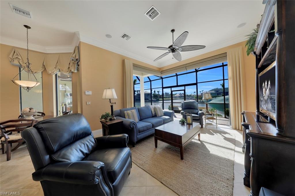 MARCO BEACH - Residential