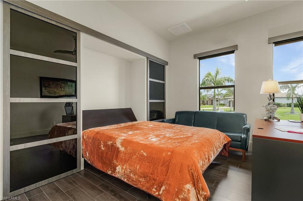 CAPE ROYAL - Residential Lease