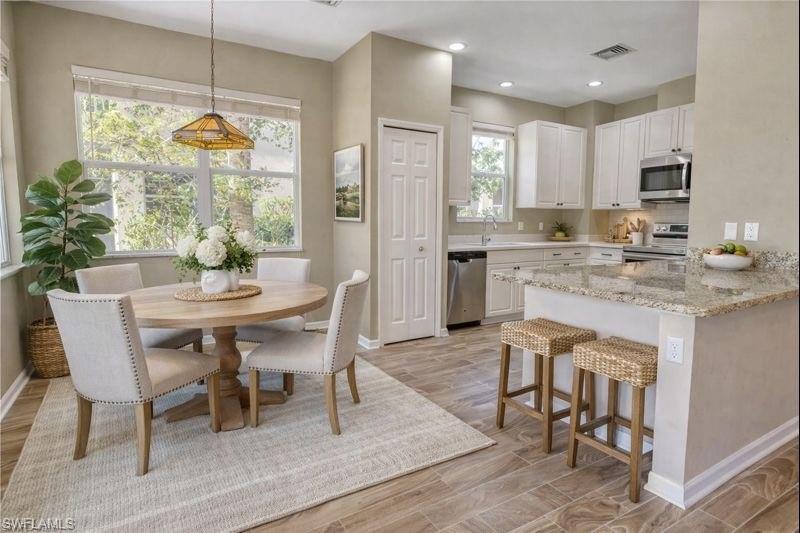 HAMILTON - Residential