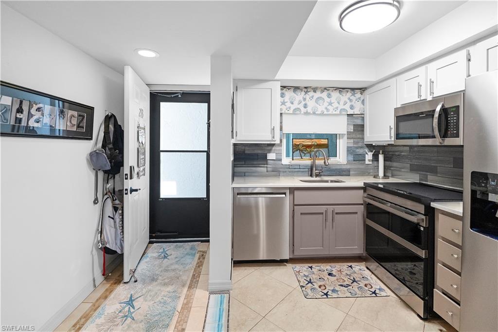 ESTERO COVE CONDO - Residential