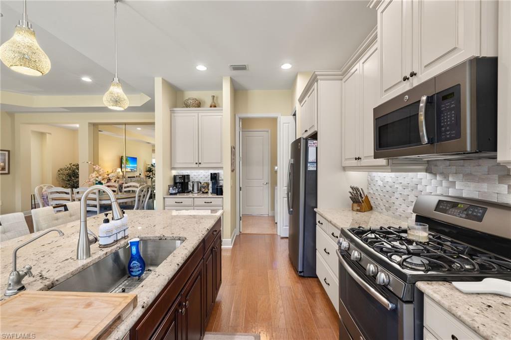 ESTERO PLACE - Residential