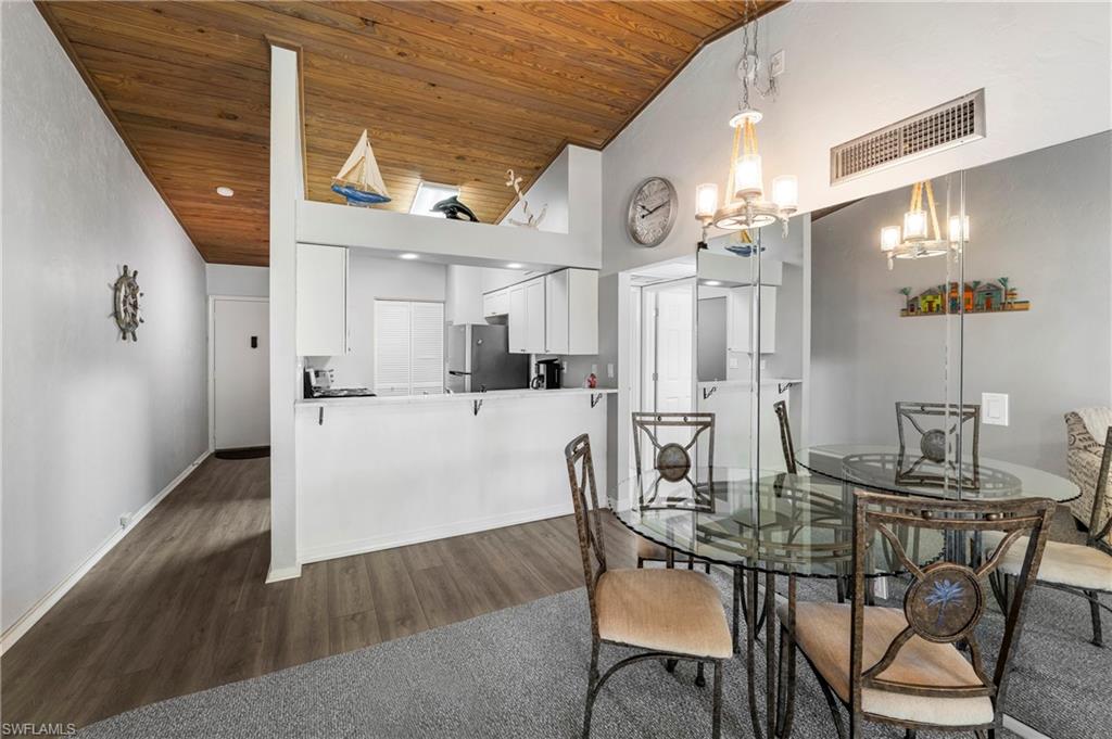 MARINER APTS MARCO ISLAND - Residential