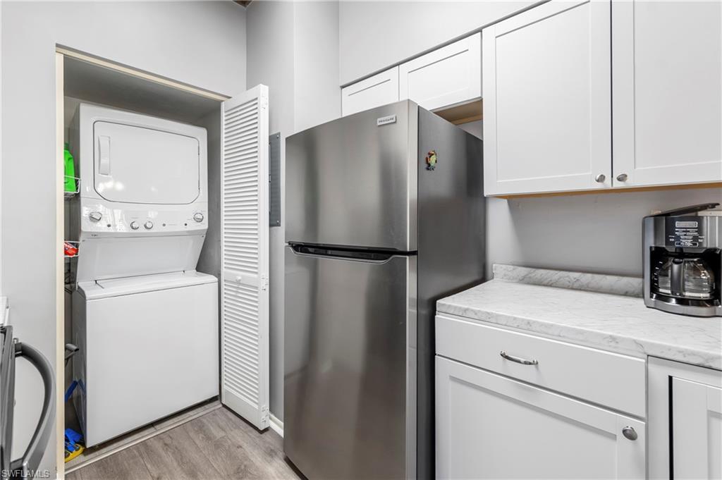 MARINER APTS MARCO ISLAND - Residential