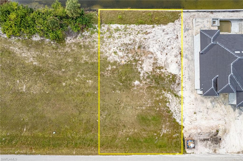 CAPE CORAL - Land